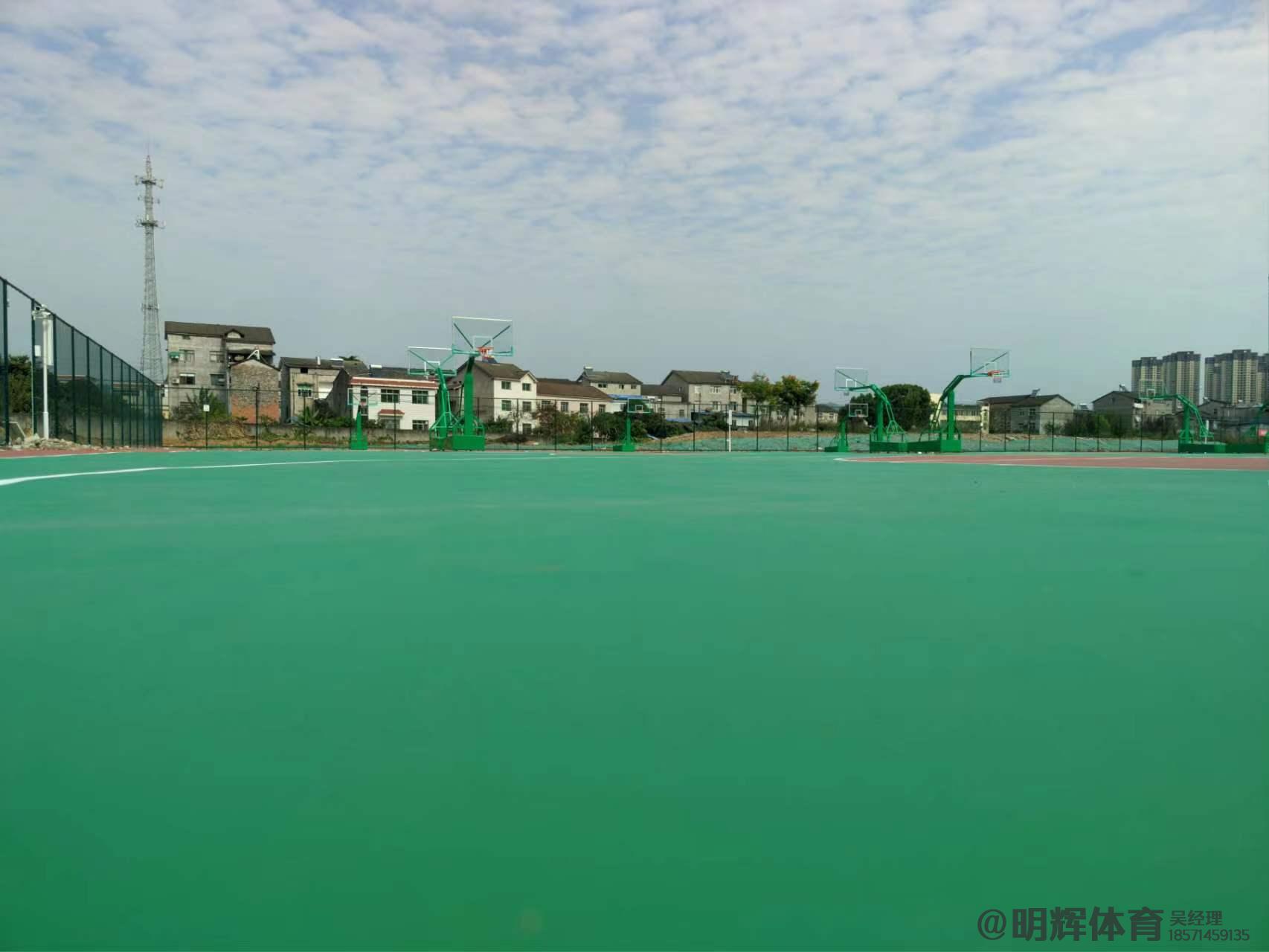 弹性丙烯酸网球场硬地丙烯酸球场的优缺点